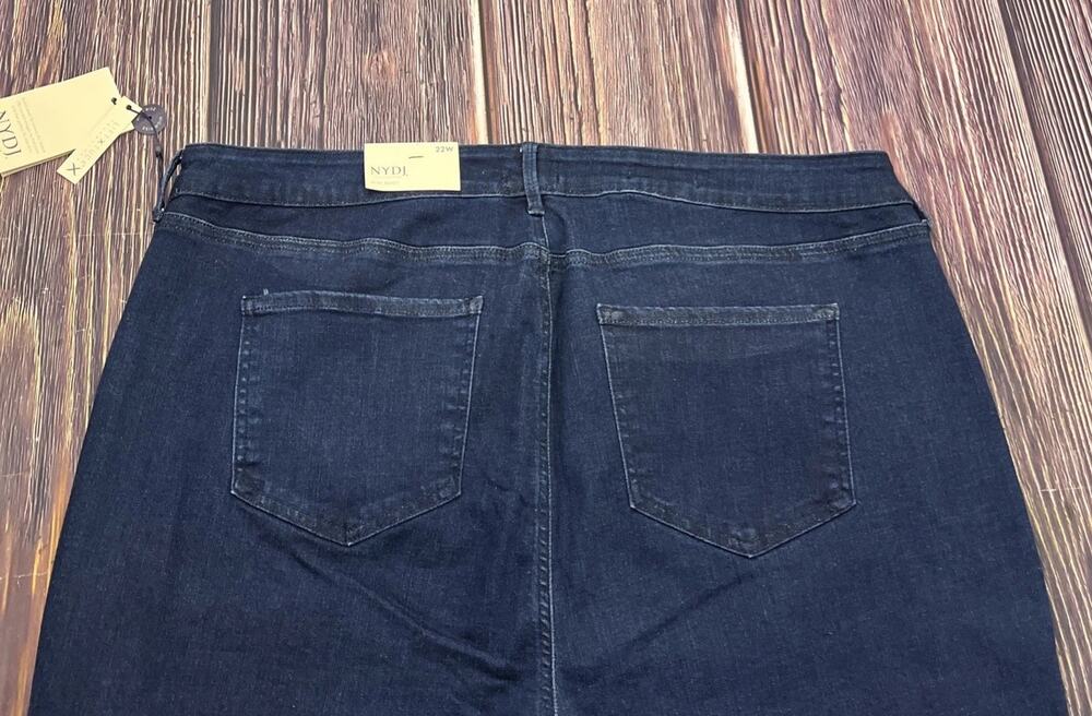 New NWT NYDJ Jeans Blue Billie Mini Boot Lift Tuck Womens Plus Size 22W